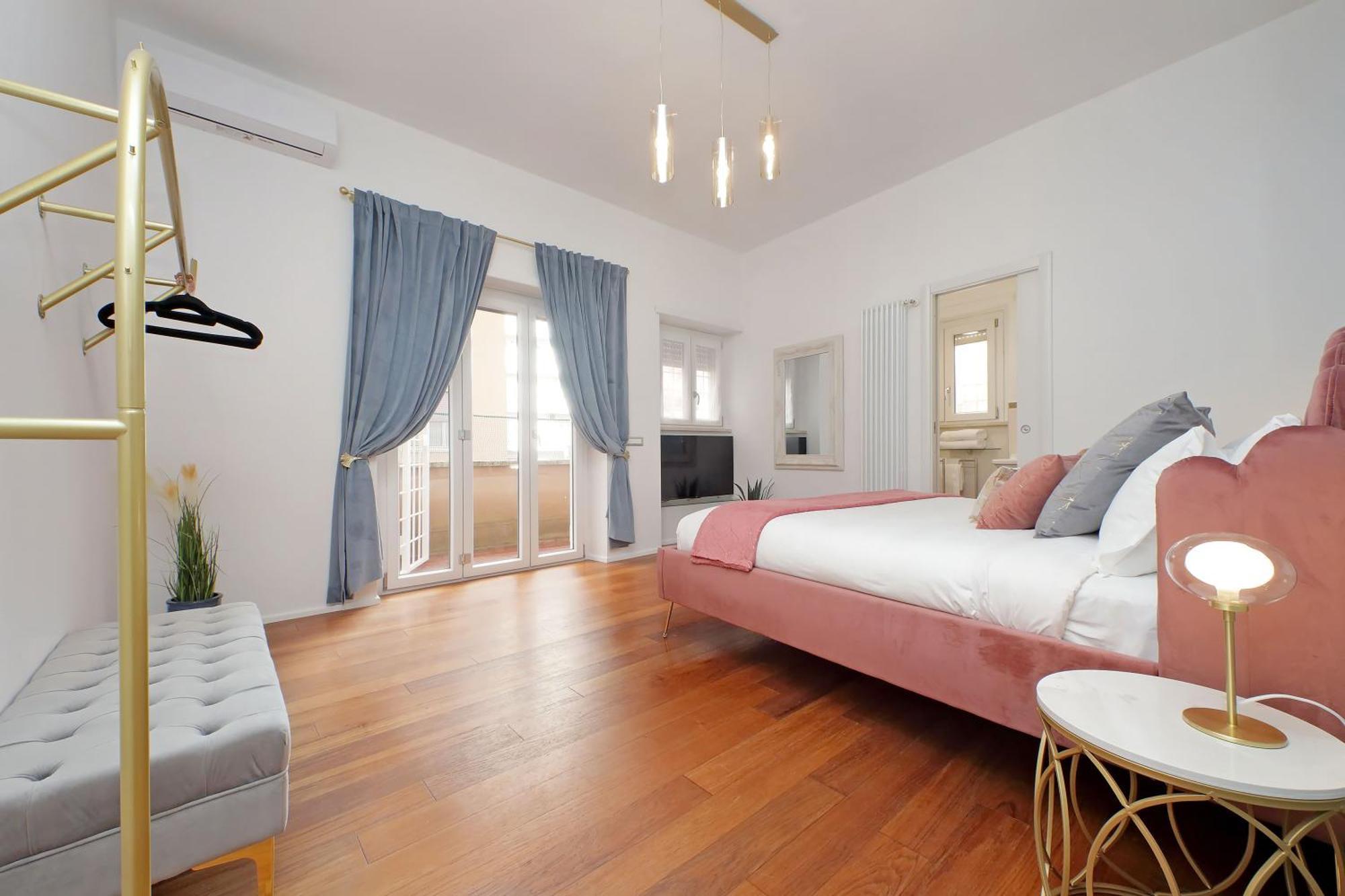 New With Terrace - 150m Metro A Roma