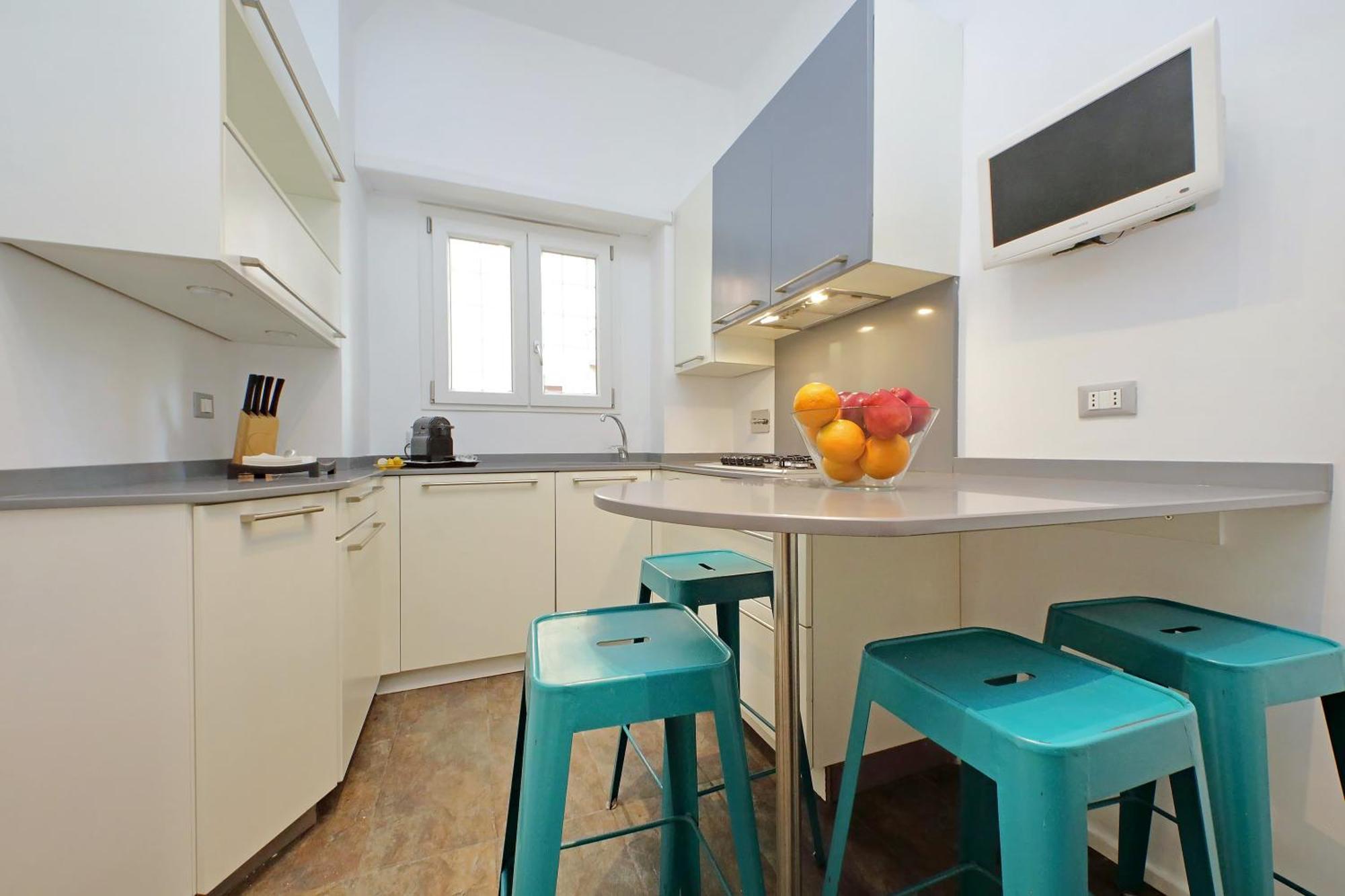 New With Terrace - 150m Metro A Roma