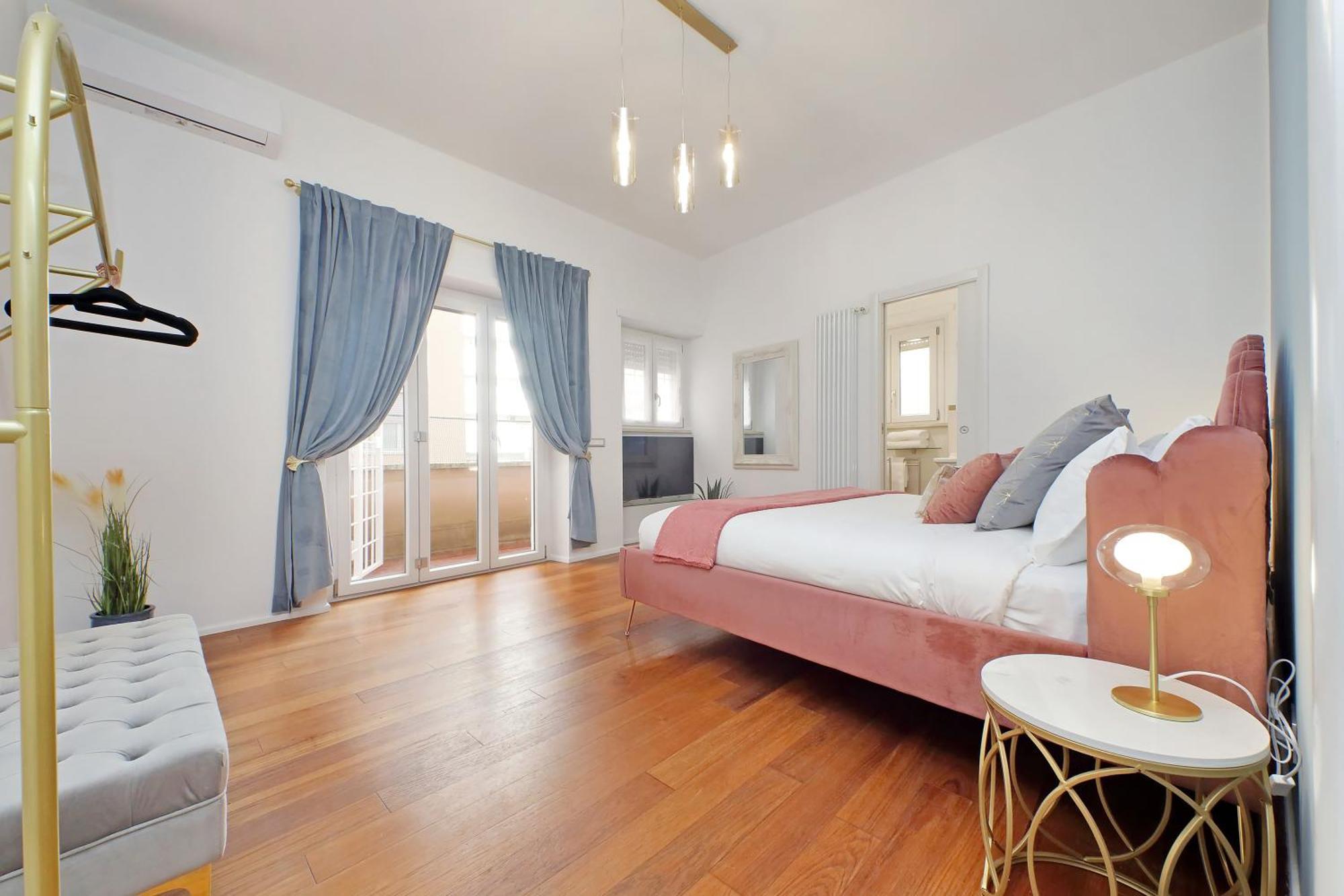 New With Terrace - 150m Metro A Apartamento Roma