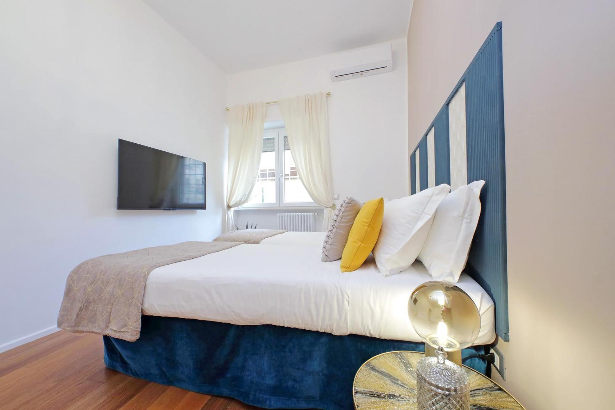 New With Terrace - 150m Metro A Apartamento Roma